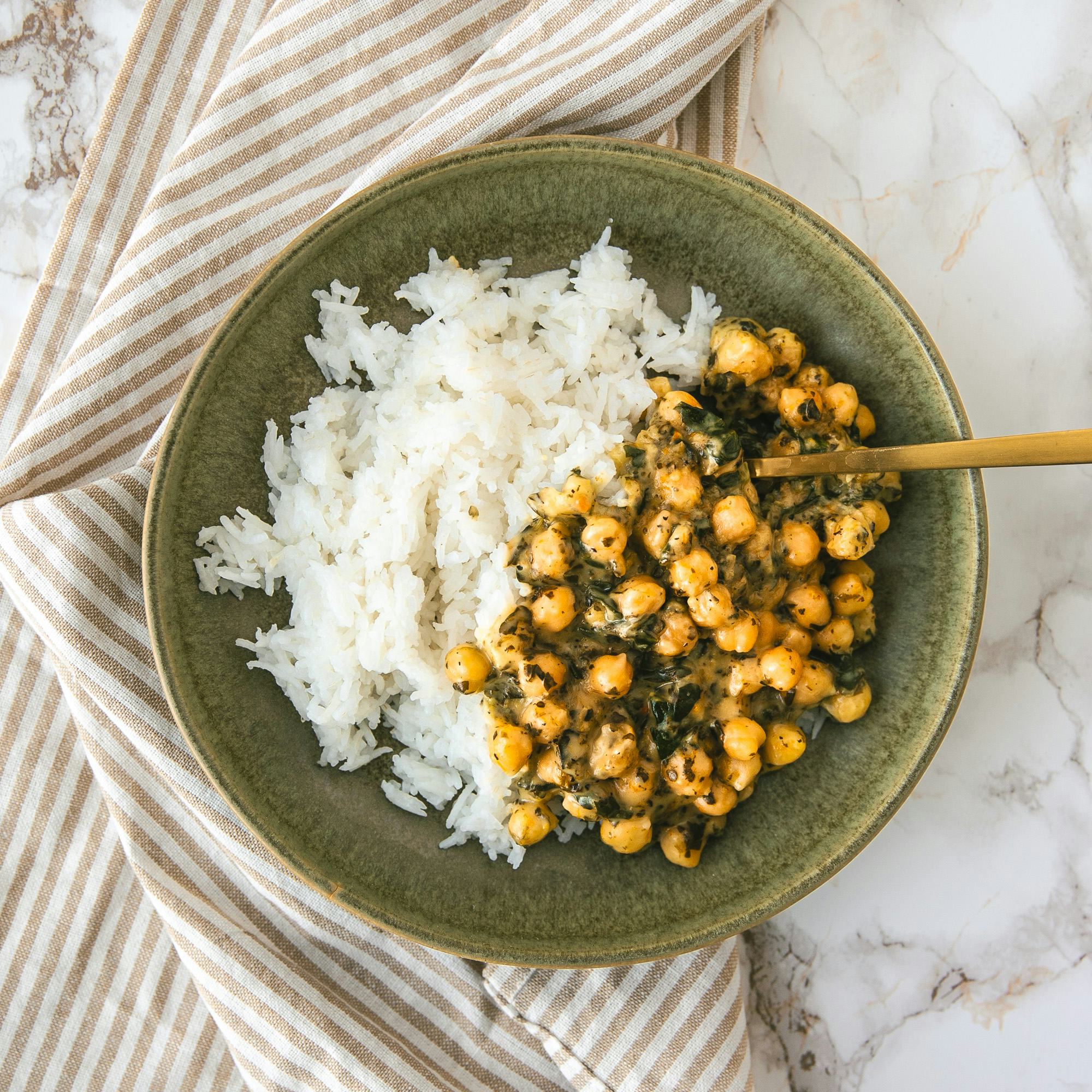 Creamy Orange Sauce With Chickpeas and Spinach