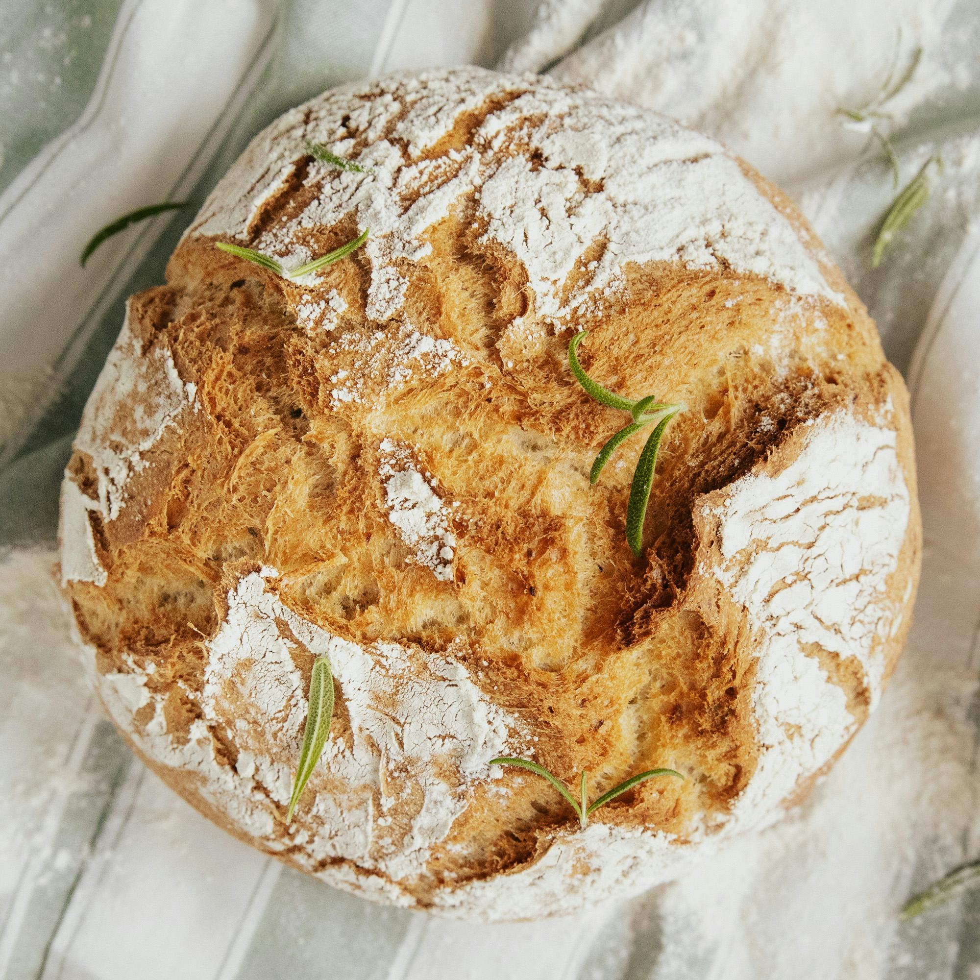 Roasted Garlic and Rosemary Bread